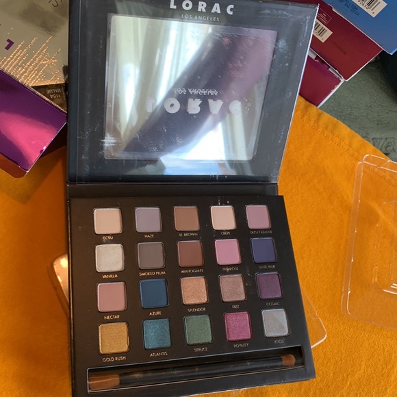 LORAC SHINE BRIGHT PRO EYE SHADOW PALETTE, $154 value, NIB - Picture 9 of 10